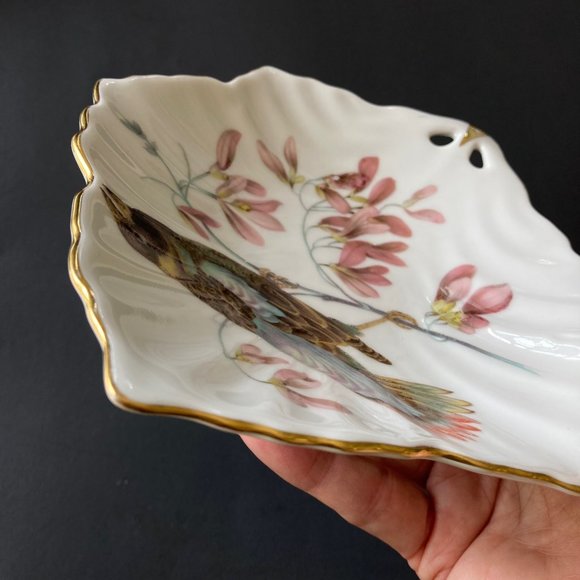 VTG Mitterteich Bavaria Germany Leaf Shape Hand Painted Bird /Floral Design Dish - Picture 12 of 17
